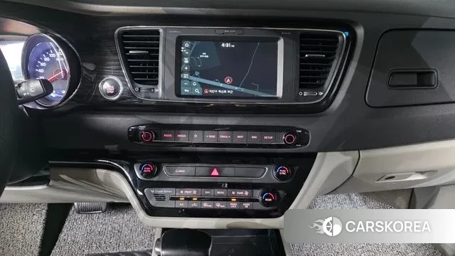 Kia The New Carnival 2019 Черный из Кореи, фото 5