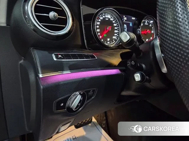 Mercedes-Benz E-Class W213 2018 Серый из Кореи, фото 5