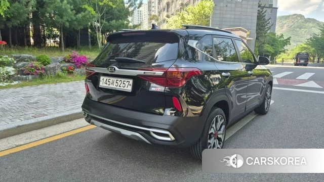 Kia Seltos 2020 Черный из Кореи, фото 5