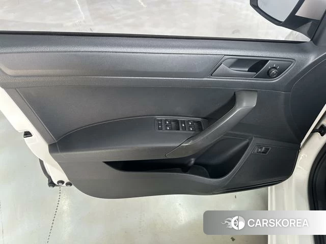 Volkswagen Santana 2018 Белый из Китая, фото 5