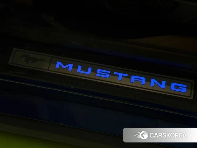 Ford Mustang 7th Generation 2024 Синий из Кореи, фото 5