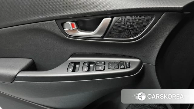 Hyundai The New Kona 2022 Серебристо-серый из Кореи, фото 5