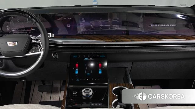 Cadillac Escalade 5th Generation 2025 Белый из Кореи, фото 5