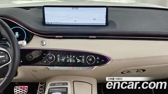 Genesis GV70 2023 Белый из Кореи, фото 5