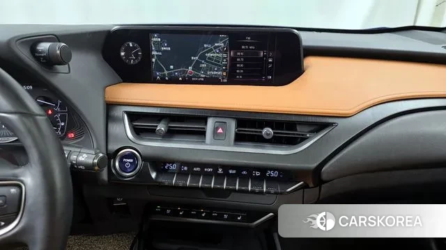 Lexus UX250h 2019 Синий из Кореи, фото 5