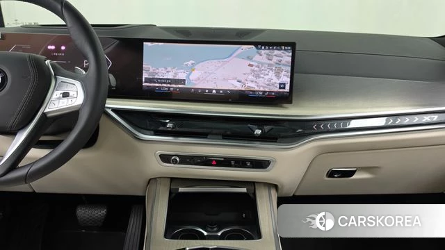 BMW X7 (G07) 2025 Белый из Кореи, фото 5