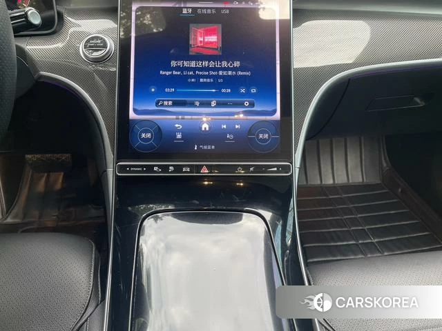 Mercedes-Benz C-class PHEV 2023 Белый из Китая, фото 5