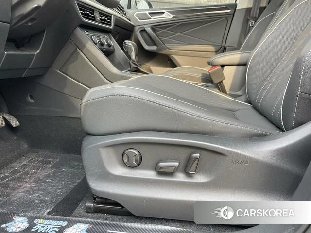 Volkswagen Tiguan L 2022 Белый из Китая, фото 5