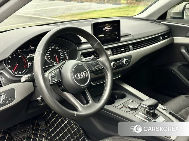 Audi A4L 2018 Шампань из Китая, фото 5