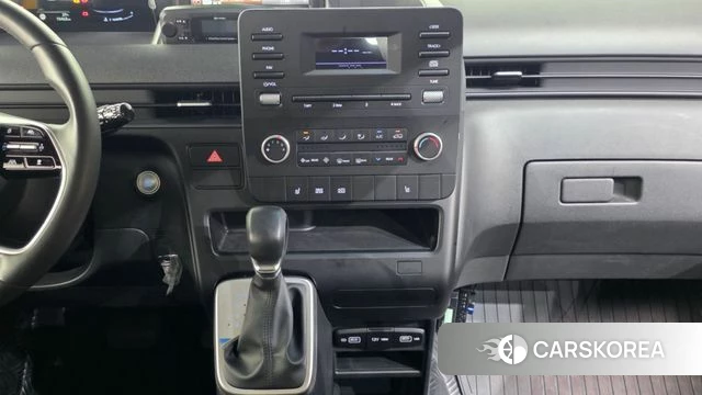 Hyundai Staria 2021 Желтый из Кореи, фото 5