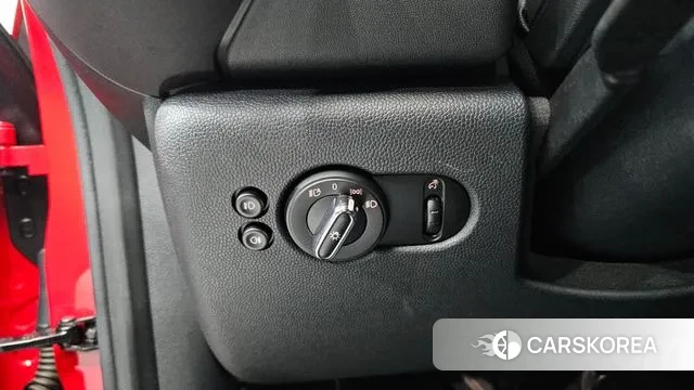 Mini Cooper S 2020 Красный из Кореи, фото 5