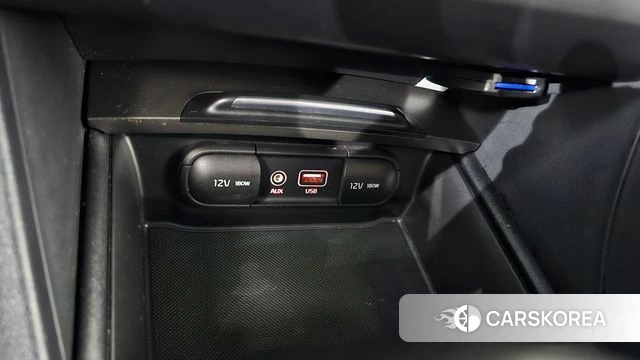 Kia The New K5 2nd generation 2018 Белый из Кореи, фото 5