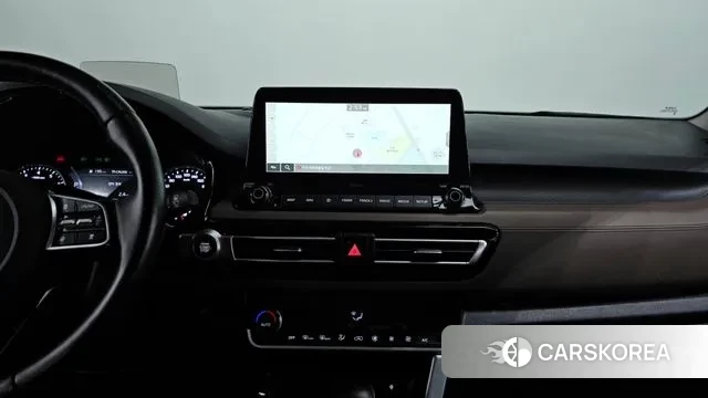 Kia Seltos 2022 Белый из Кореи, фото 5