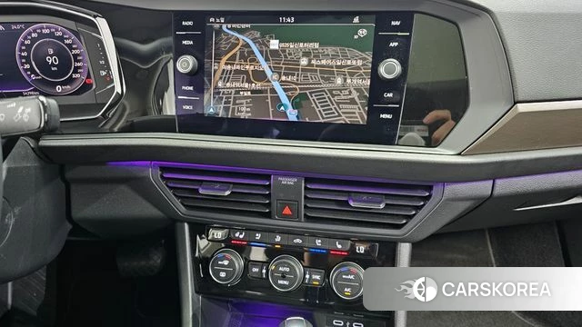 Volkswagen 7th Generation of Jetta 2021 Белый из Кореи, фото 5