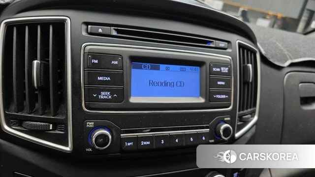 Hyundai The New Grand Starex 2018 Желтый из Кореи, фото 5