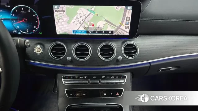 Mercedes-Benz E-Class W213 2022 Черный из Кореи, фото 5