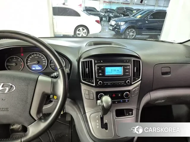 Hyundai The New Grand Starex 2018 Белый из Кореи, фото 5