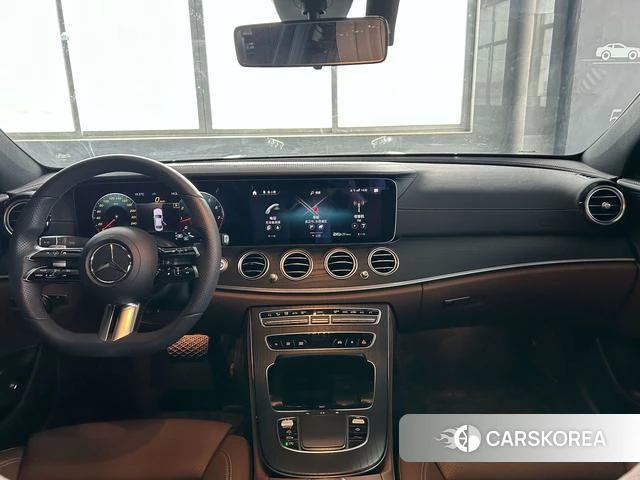 Mercedes-Benz E-class 2022 Черный из Китая, фото 5