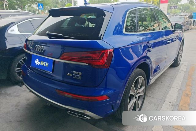 Audi Q5L 2022 Синий из Китая, фото 5
