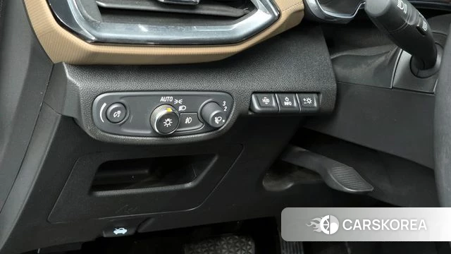 Chevrolet (GM Daewoo) Trailblazer 2022 Белый из Кореи, фото 5