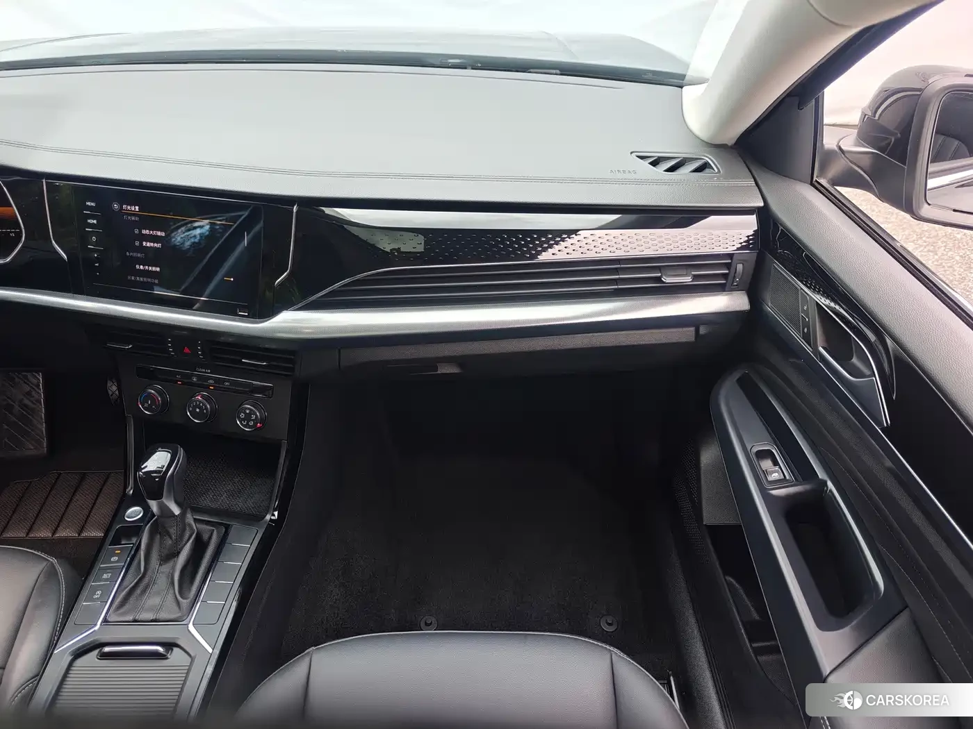 Volkswagen Passat 2022 Черный из Китая, фото 5