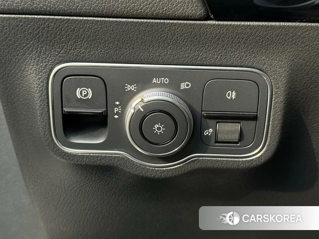 Mercedes-Benz Class B 2023 Белый из Китая, фото 5
