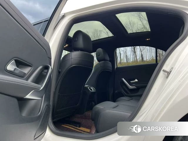 Mercedes-Benz Class A 2021 Белый из Китая, фото 5