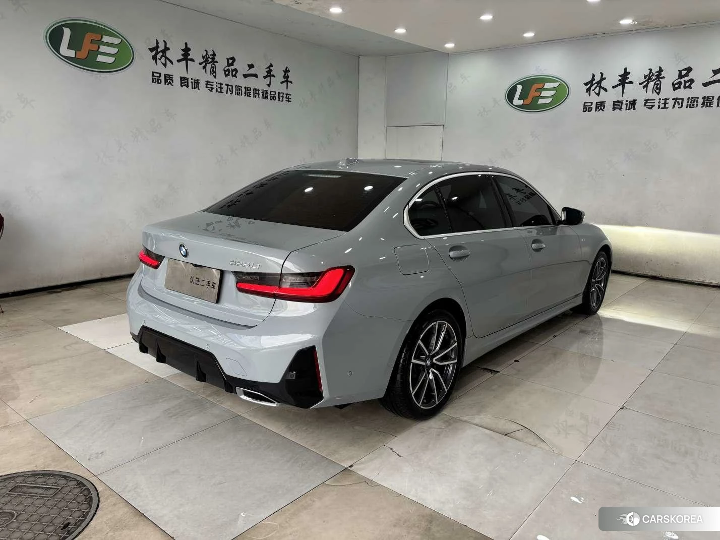 BMW 3 series 2024 Серебристо-серый из Китая, фото 5