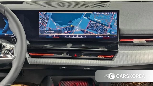 BMW 5 Series (G60) 2024 Белый из Кореи, фото 5