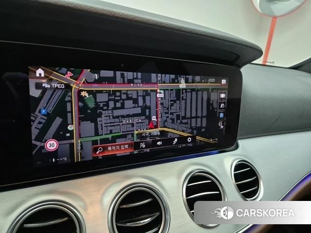 Mercedes-Benz E-Class W213 2021 Белый из Кореи, фото 5