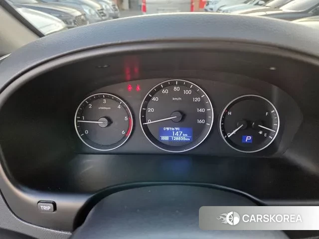 Hyundai The New Grand Starex 2018 Серебристо-серый из Кореи, фото 5