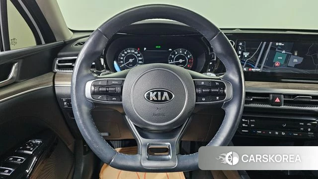 Kia K5 3rd generation 2021 Белый из Кореи, фото 5
