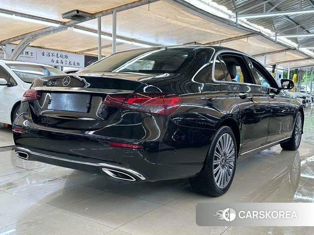 Mercedes-Benz E-class 2022 Черный из Китая, фото 5