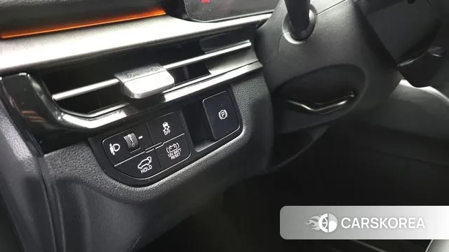 Kia The New Sportage 5th Generation Hybrid 2024 Серебристо-серый из Кореи, фото 5