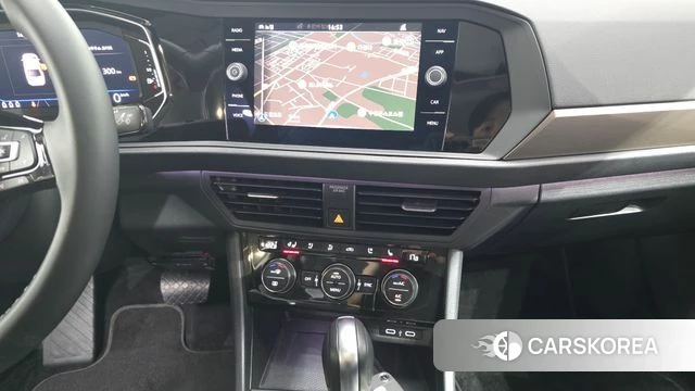 Volkswagen 7th Generation of Jetta 2021 Белый из Кореи, фото 5
