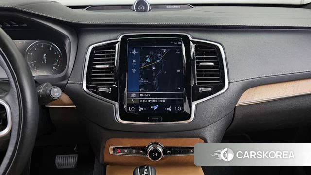 Volvo XC90 second Generation 2019 Черный из Кореи, фото 4