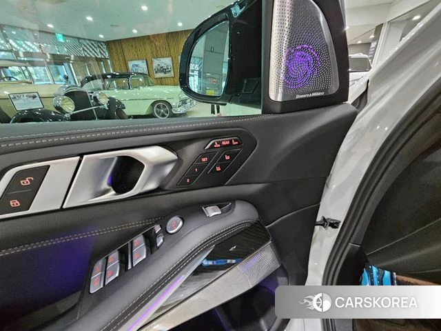 BMW X7 (G07) 2024 Белый из Кореи, фото 5