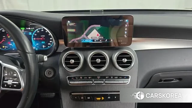 Mercedes-Benz GLC-Class X253 2021 Белый из Кореи, фото 5