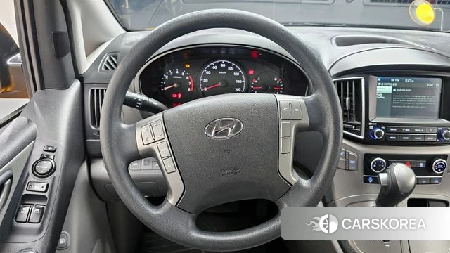 Hyundai The New Grand Starex 2019 Желтый из Кореи, фото 5