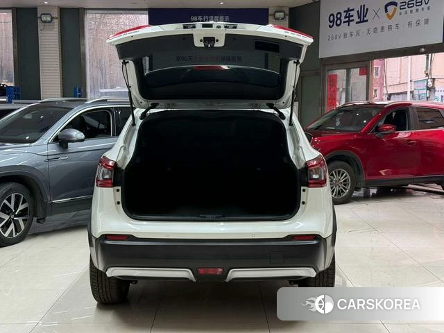 Nissan Qashqai 2023 Белый из Китая, фото 5