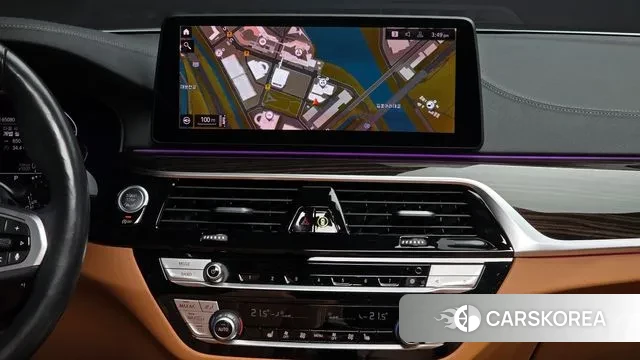 BMW 5 Series (G30) 2022 Белый из Кореи, фото 5