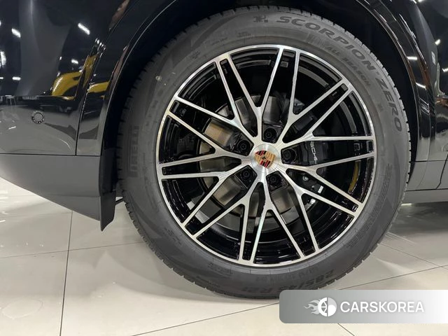 Porsche Cayenne (PO536) 2026 Черный из Кореи, фото 5