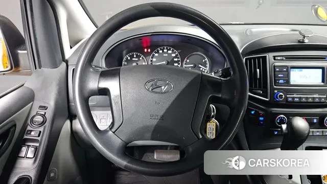 Hyundai The New Grand Starex 2018 Желтый из Кореи, фото 5