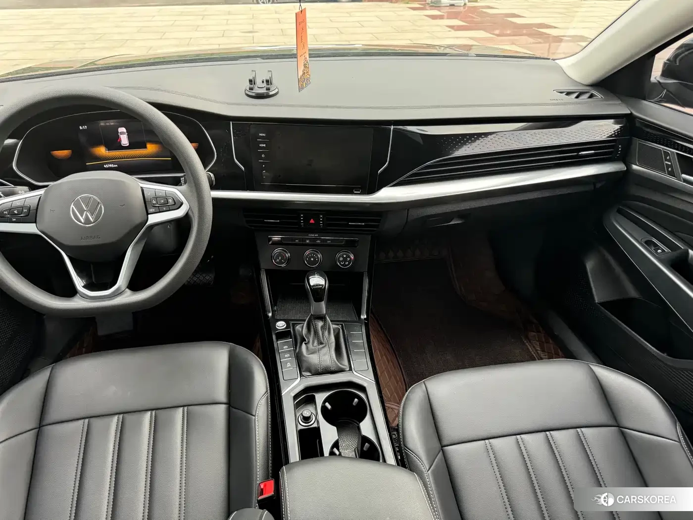 Volkswagen Passat 2026 Черный из Китая, фото 5
