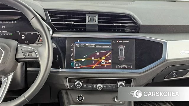 Audi Q3 (F3) 2023 Белый из Кореи, фото 5