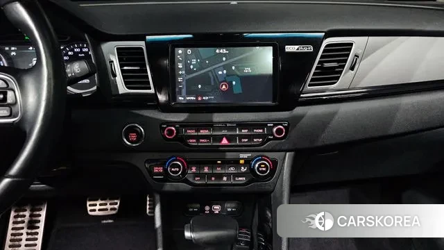 Kia Niro 2018 Черный из Кореи, фото 5