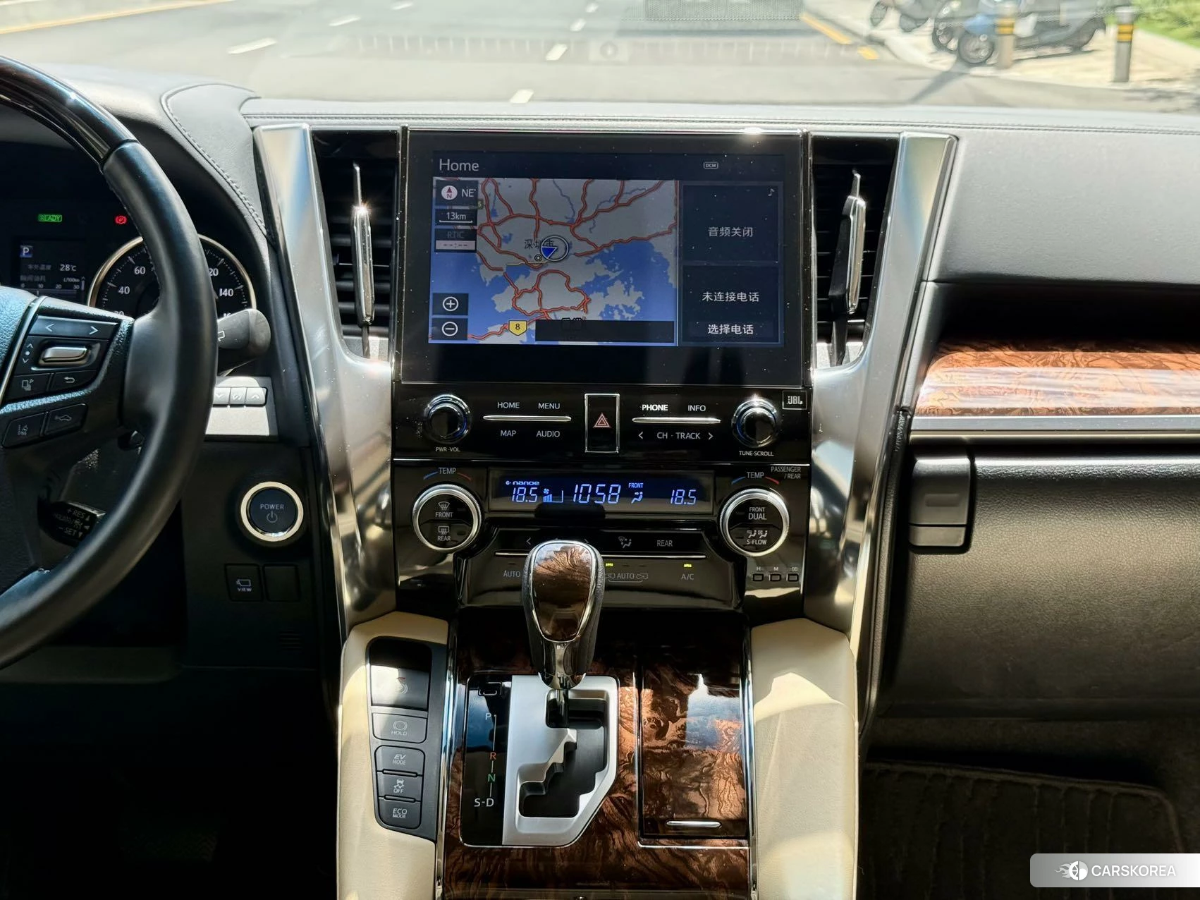 Toyota Alphard 2021 Белый из Китая, фото 5