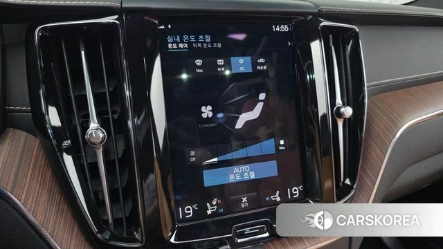 Volvo XC60 second Generation 2021 Синий из Кореи, фото 5