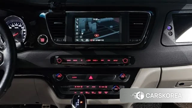 Kia The New Carnival 2019 Белый из Кореи, фото 5