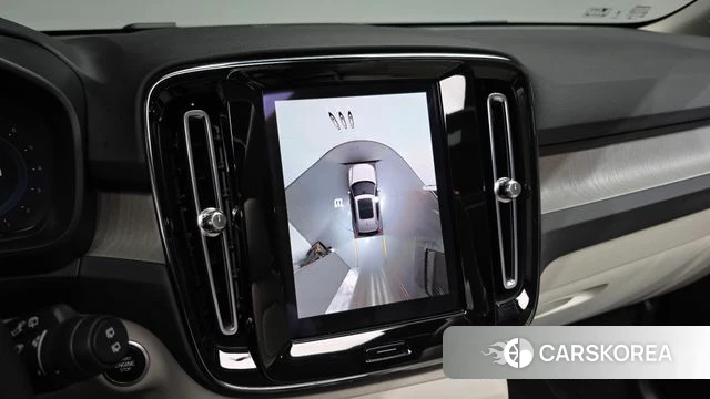 Volvo XC40 2023 Черный из Кореи, фото 5